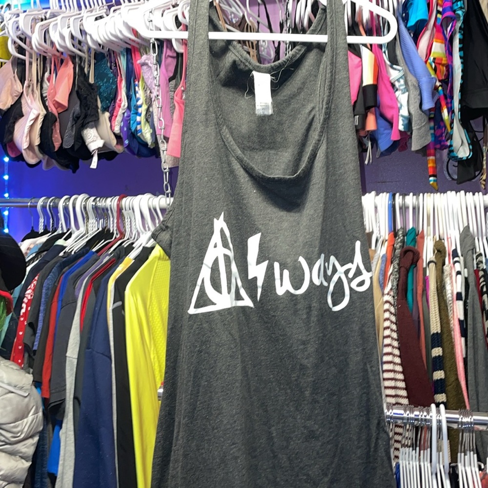 Expression Tee Always in a design Black Tank top great shape size xlarge